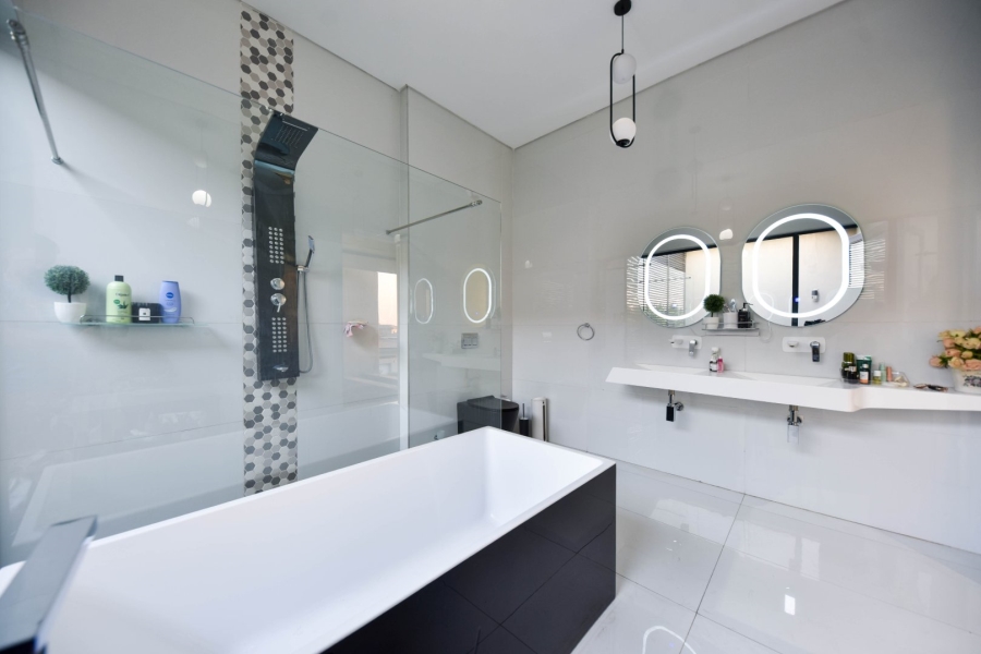 4 Bedroom Property for Sale in Lombardy Gauteng