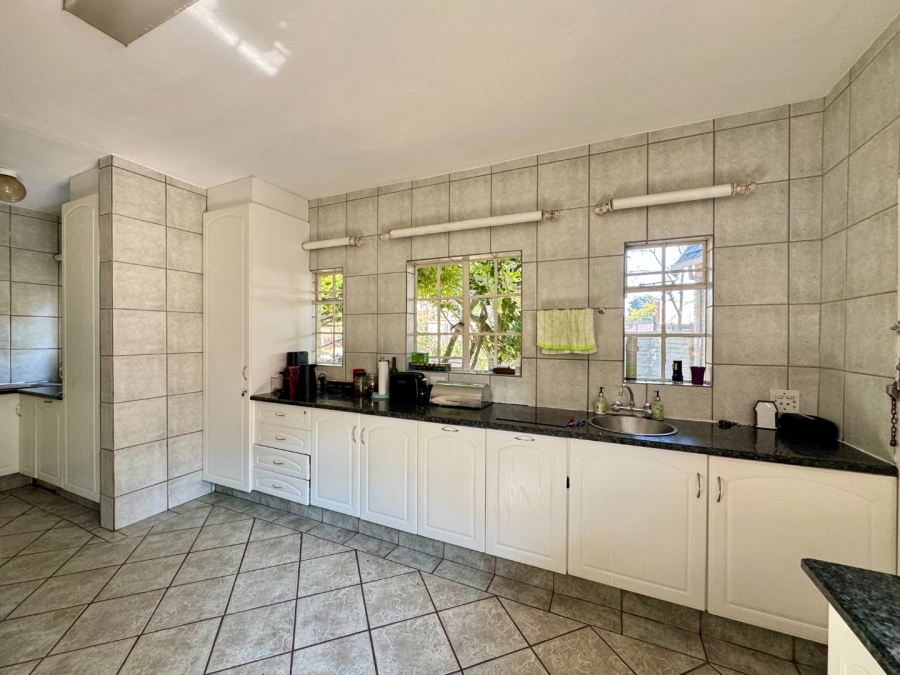 4 Bedroom Property for Sale in Erasmusrand Gauteng