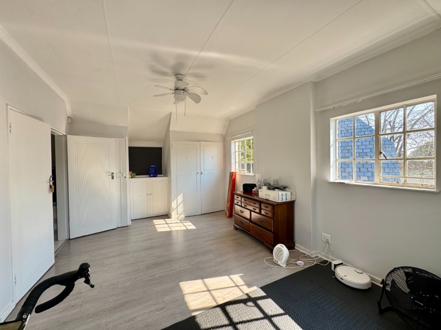 4 Bedroom Property for Sale in Erasmusrand Gauteng