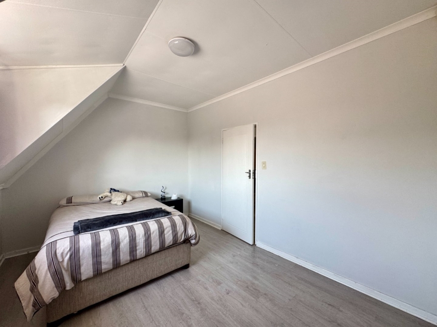 4 Bedroom Property for Sale in Erasmusrand Gauteng