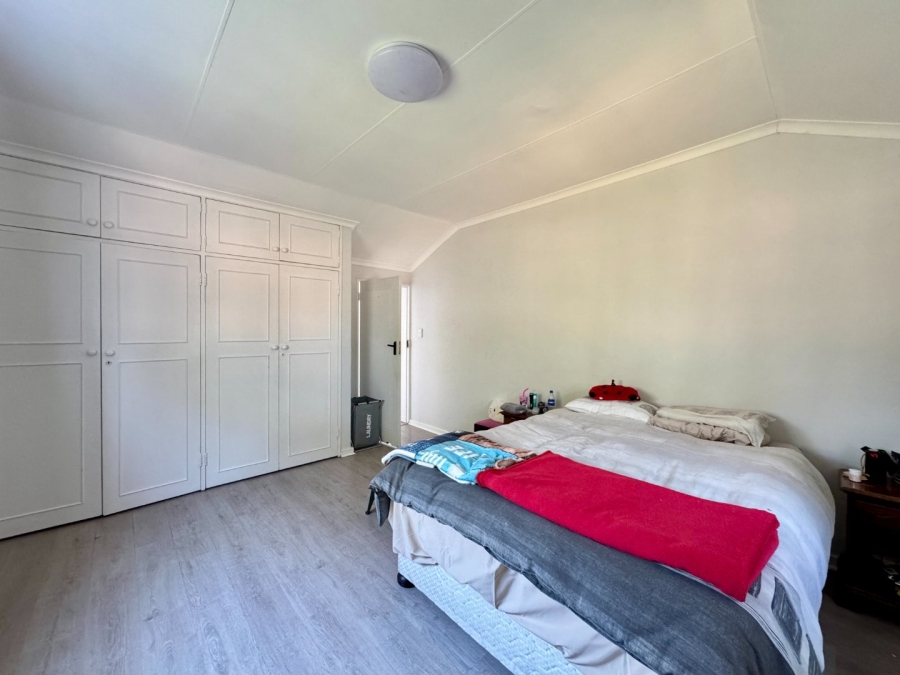 4 Bedroom Property for Sale in Erasmusrand Gauteng