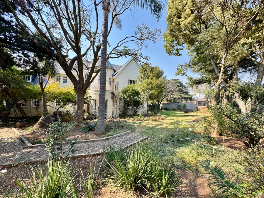 4 Bedroom Property for Sale in Erasmusrand Gauteng