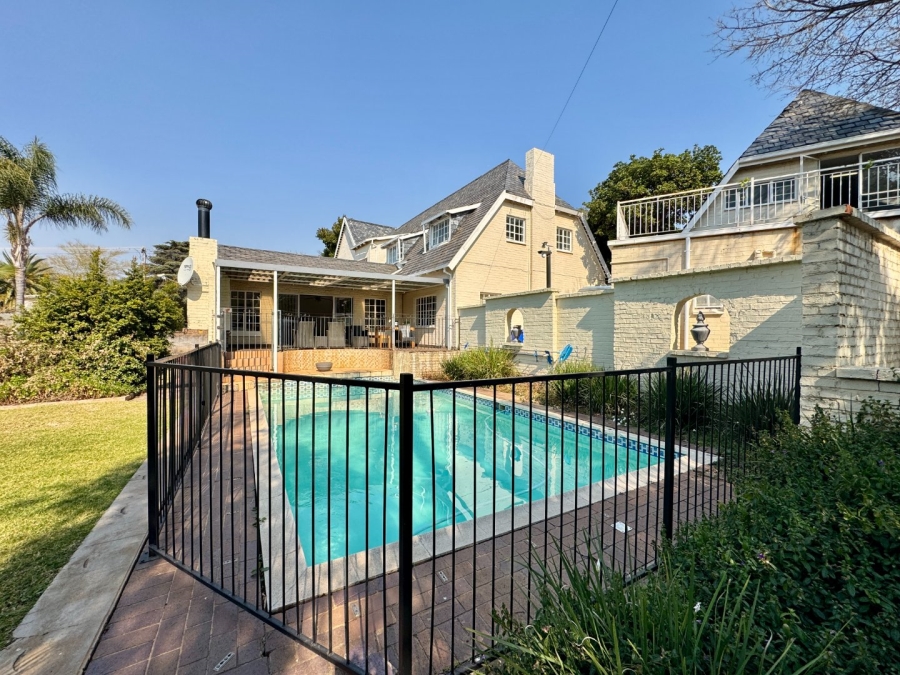 4 Bedroom Property for Sale in Erasmusrand Gauteng