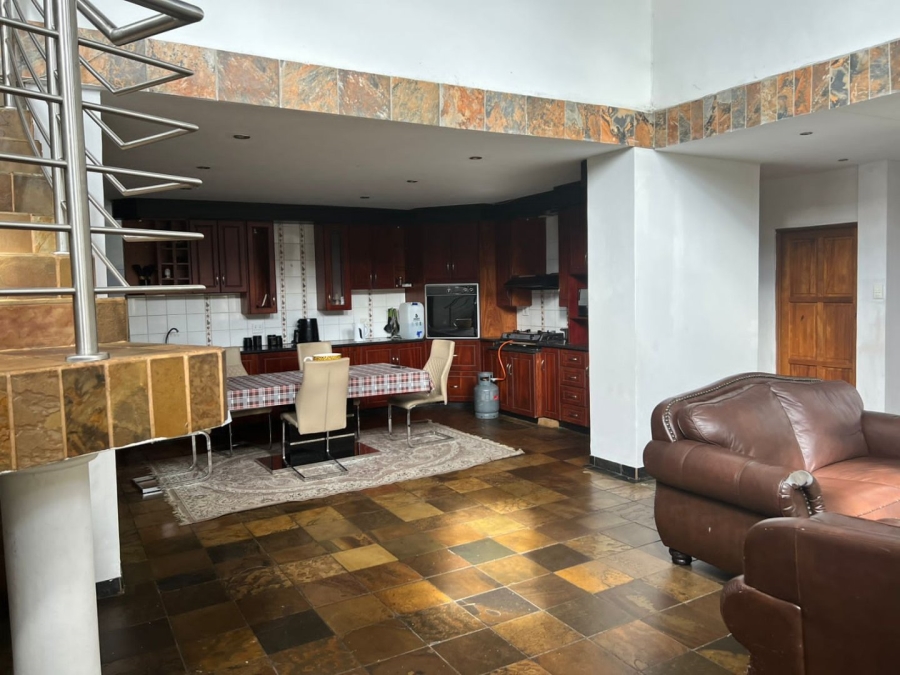 4 Bedroom Property for Sale in Glen Austin Gauteng