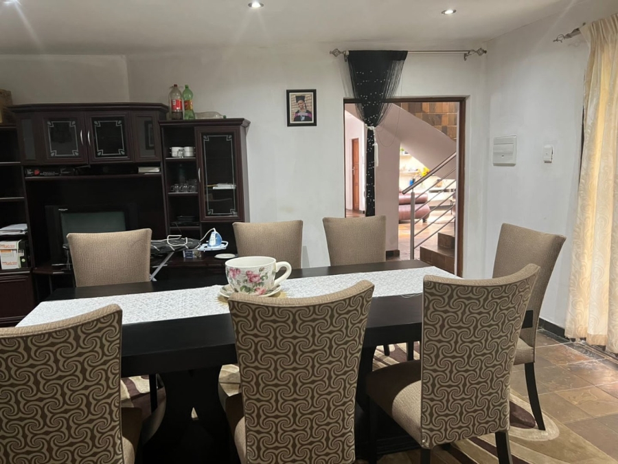 4 Bedroom Property for Sale in Glen Austin Gauteng