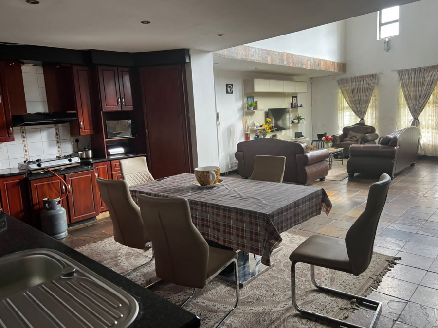 4 Bedroom Property for Sale in Glen Austin Gauteng