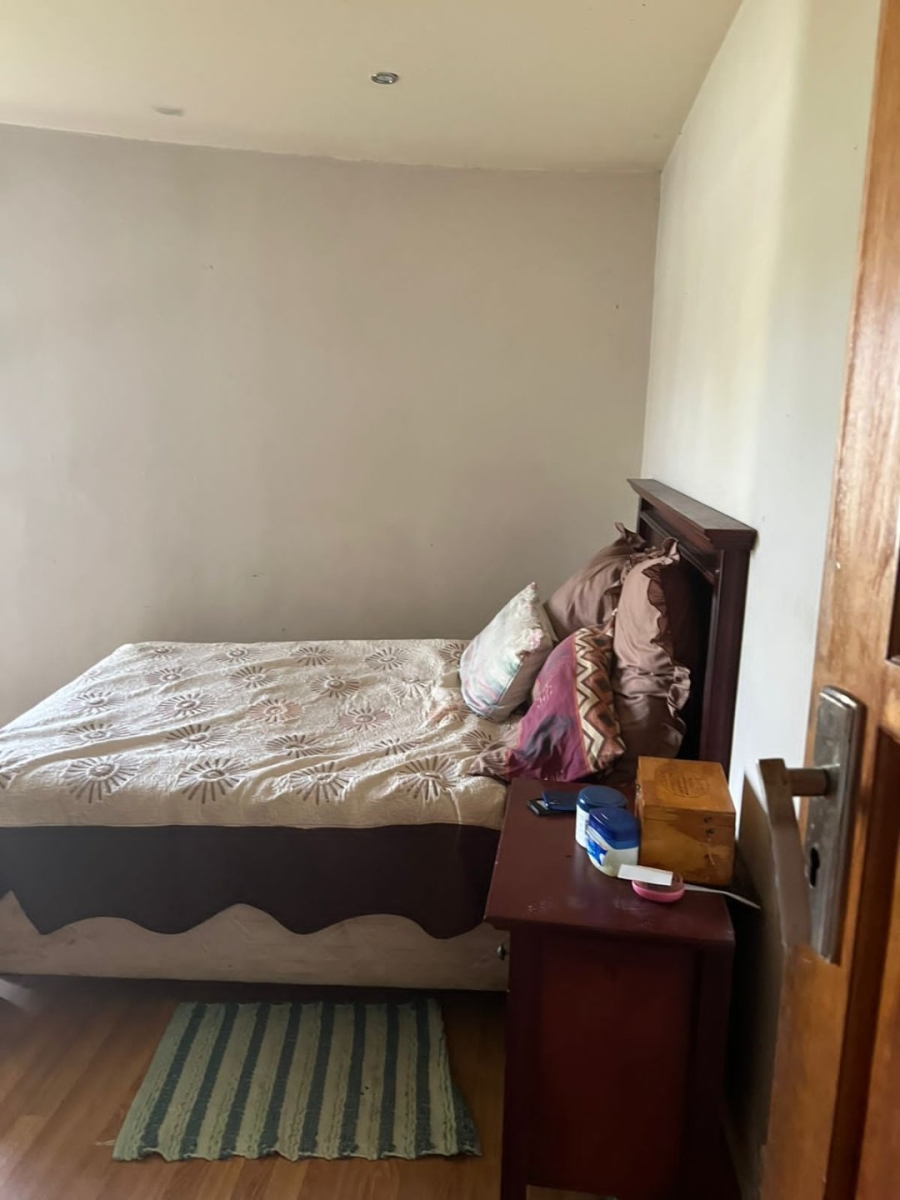 4 Bedroom Property for Sale in Glen Austin Gauteng
