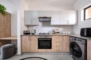 To Let 2 Bedroom Property for Rent in Kyalami Ah Gauteng