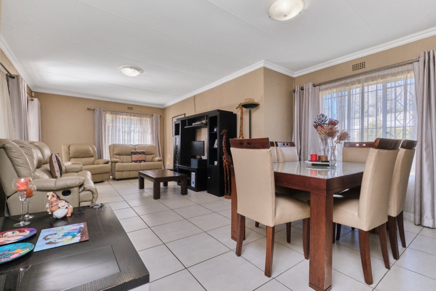 3 Bedroom Property for Sale in Weltevreden Park Gauteng