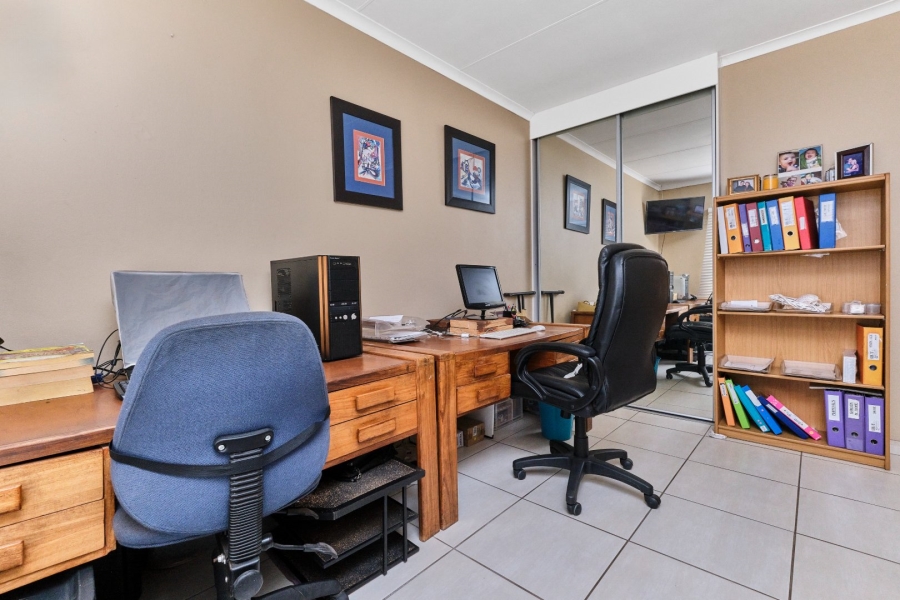 3 Bedroom Property for Sale in Weltevreden Park Gauteng