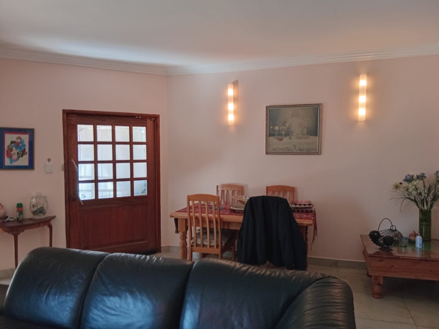 3 Bedroom Property for Sale in Ravenswood Gauteng