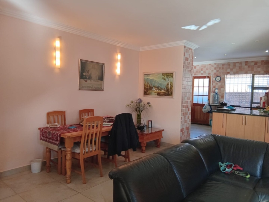 3 Bedroom Property for Sale in Ravenswood Gauteng