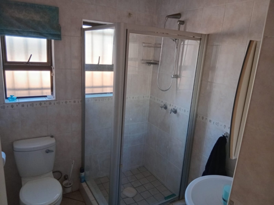 3 Bedroom Property for Sale in Ravenswood Gauteng