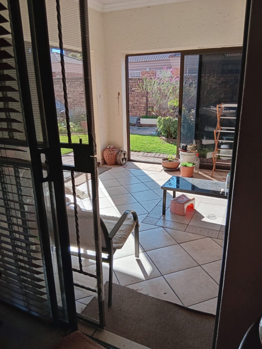 3 Bedroom Property for Sale in Ravenswood Gauteng