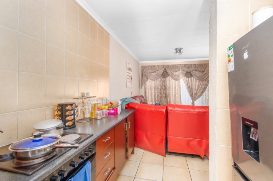 2 Bedroom Property for Sale in Ormonde View Gauteng