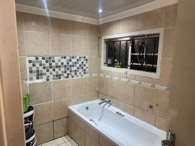 3 Bedroom Property for Sale in Ennerdale Gauteng