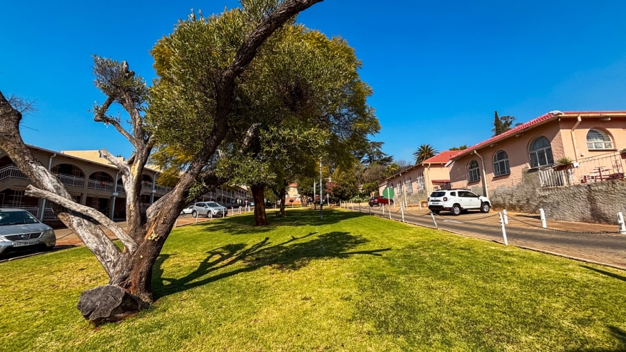 2 Bedroom Property for Sale in Albertville Gauteng