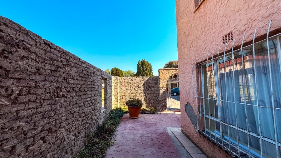 2 Bedroom Property for Sale in Albertville Gauteng