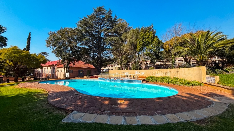 2 Bedroom Property for Sale in Albertville Gauteng