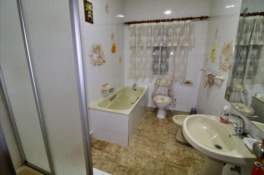 4 Bedroom Property for Sale in Primrose Gauteng