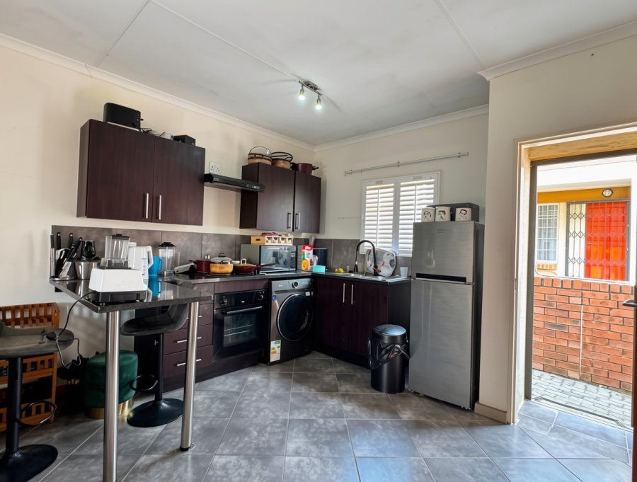 2 Bedroom Property for Sale in The Reeds Gauteng