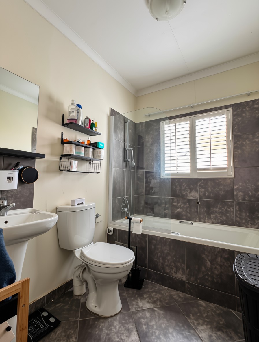 2 Bedroom Property for Sale in The Reeds Gauteng
