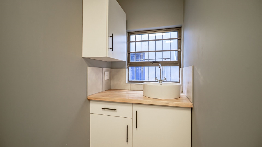 1 Bedroom Property for Sale in Eastleigh Gauteng