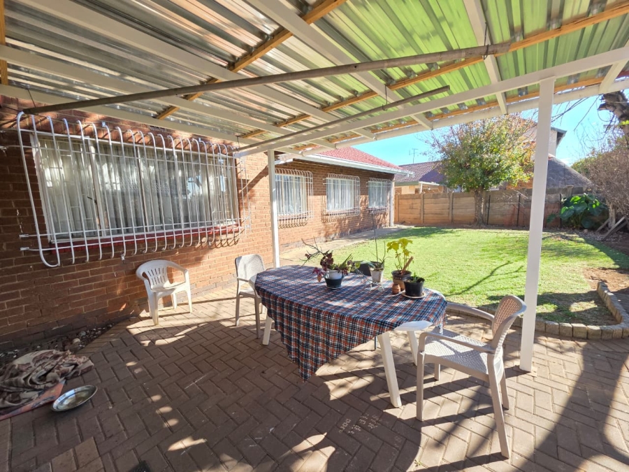 3 Bedroom Property for Sale in Vanderbijlpark SE 6 Gauteng
