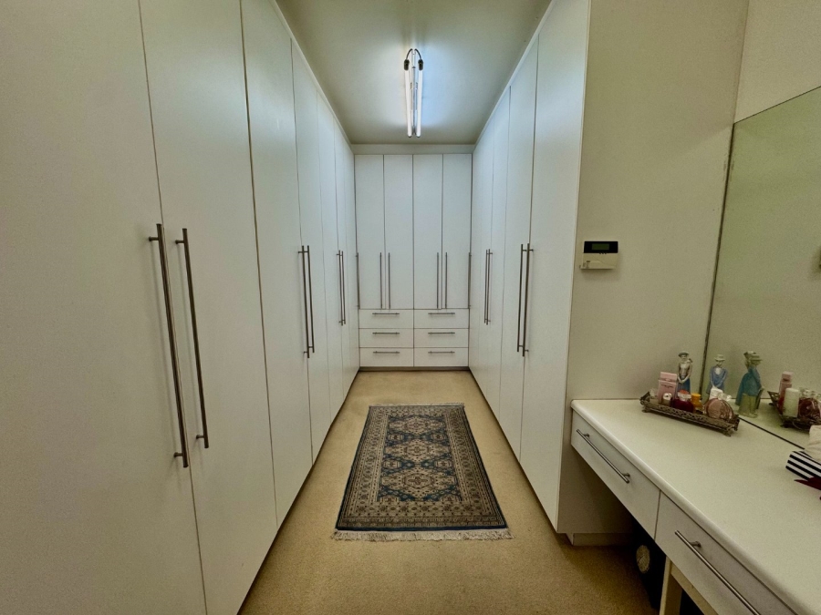 3 Bedroom Property for Sale in Glen Marais Gauteng