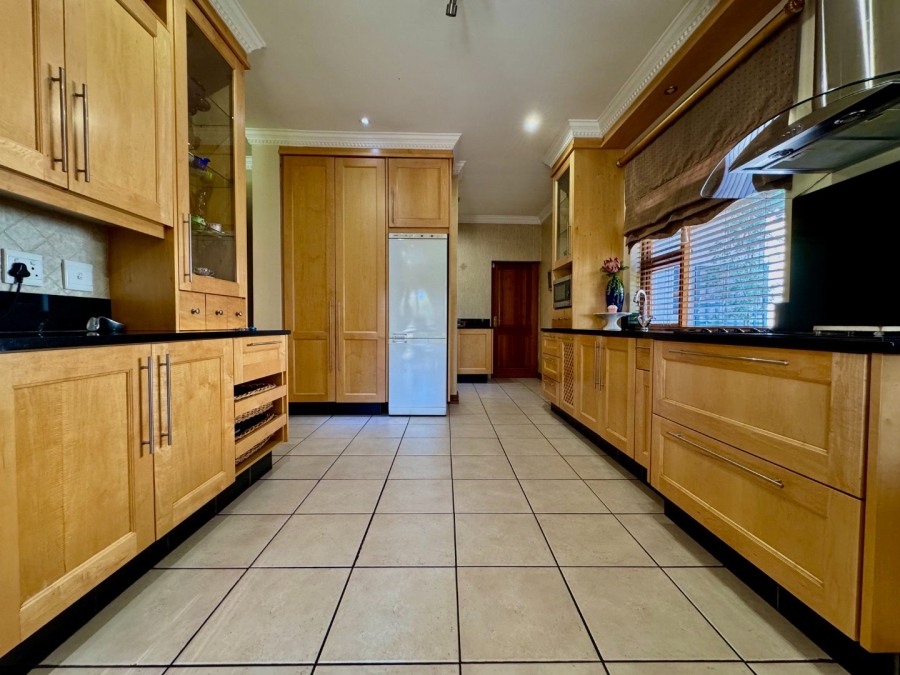 3 Bedroom Property for Sale in Glen Marais Gauteng