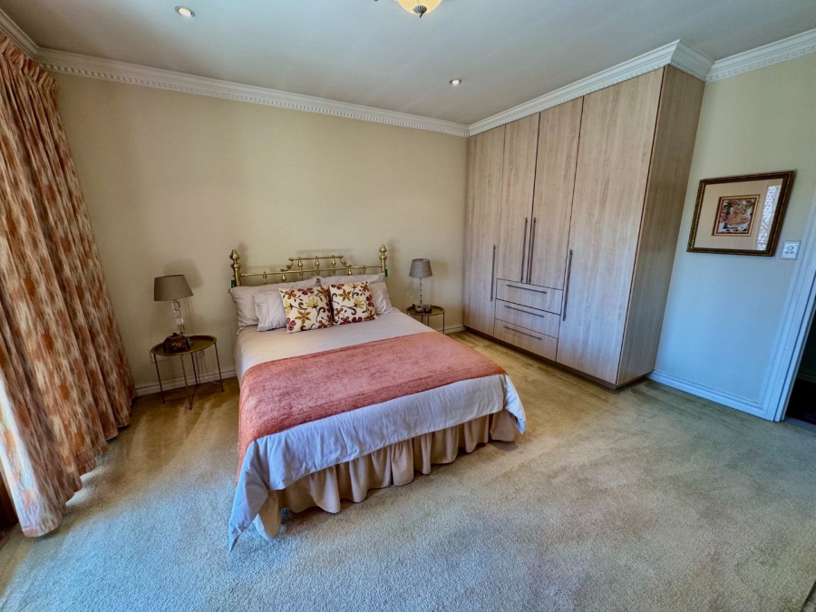 3 Bedroom Property for Sale in Glen Marais Gauteng