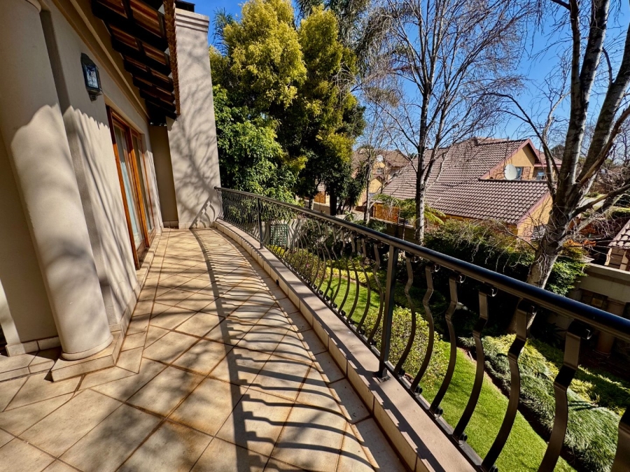 3 Bedroom Property for Sale in Glen Marais Gauteng