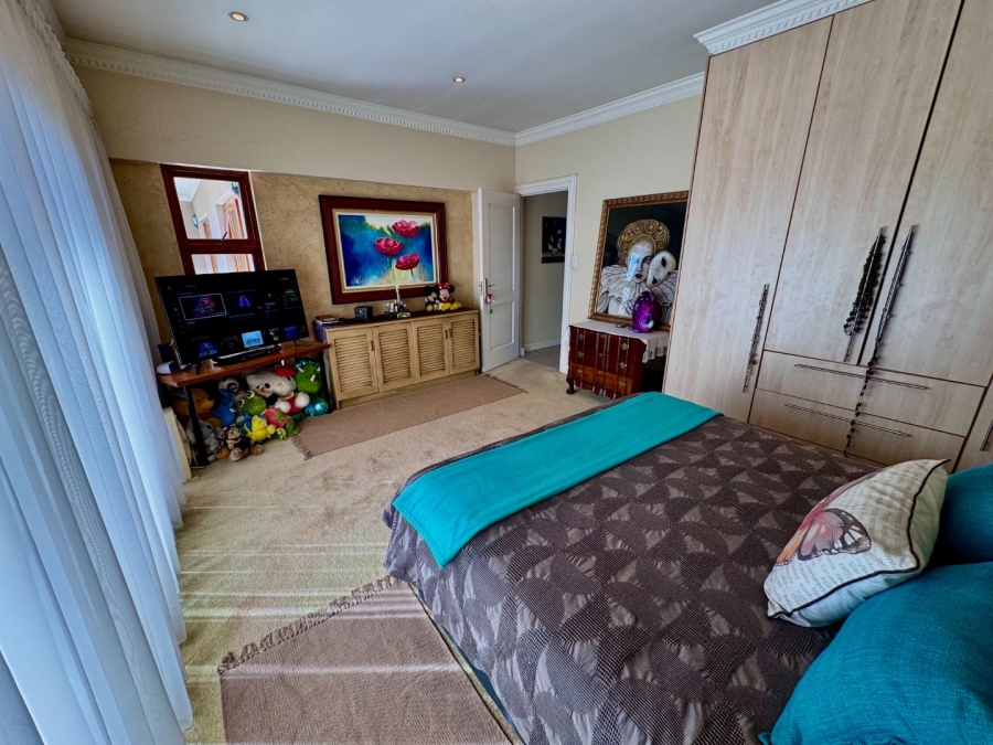 3 Bedroom Property for Sale in Glen Marais Gauteng