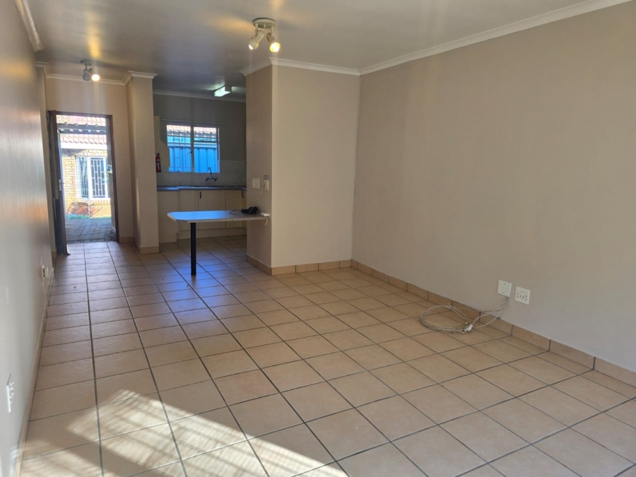To Let 2 Bedroom Property for Rent in Primrose Gauteng