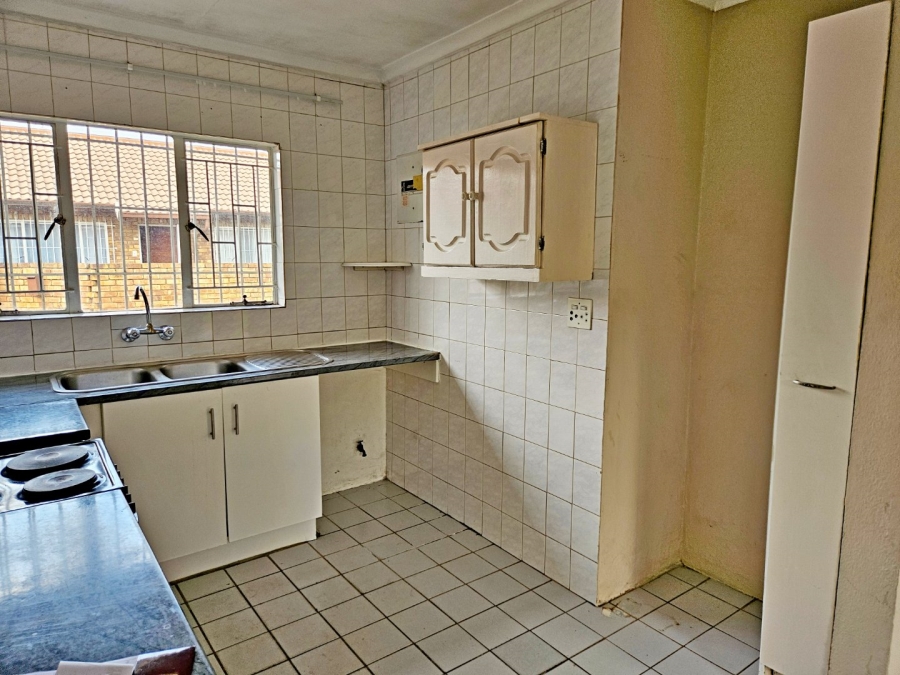 2 Bedroom Property for Sale in Terenure Gauteng
