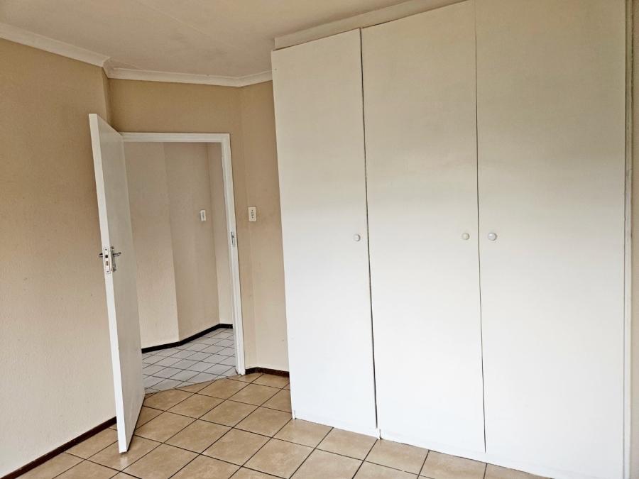 2 Bedroom Property for Sale in Terenure Gauteng