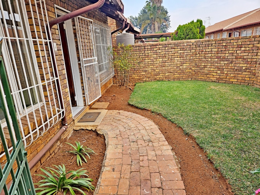 2 Bedroom Property for Sale in Terenure Gauteng
