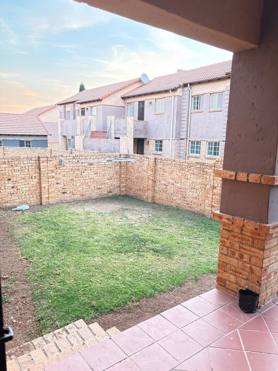 To Let 3 Bedroom Property for Rent in Noordwyk Gauteng