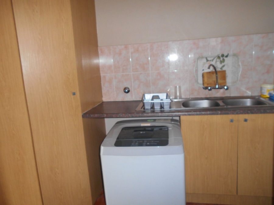 To Let 2 Bedroom Property for Rent in The Reeds Gauteng