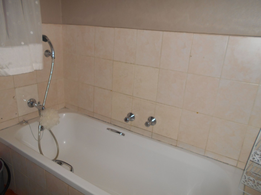 To Let 2 Bedroom Property for Rent in The Reeds Gauteng