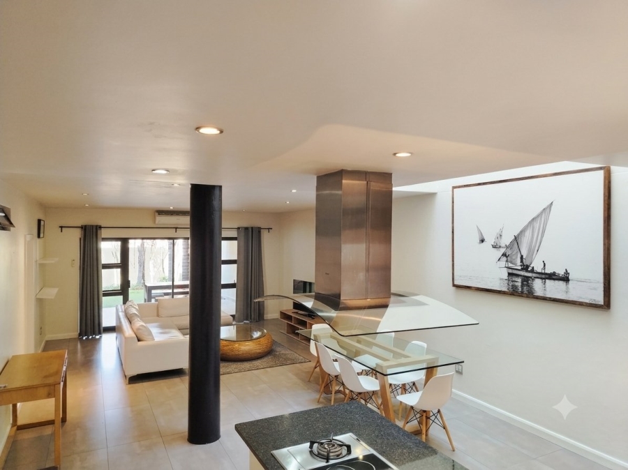 To Let 2 Bedroom Property for Rent in Sandown Gauteng