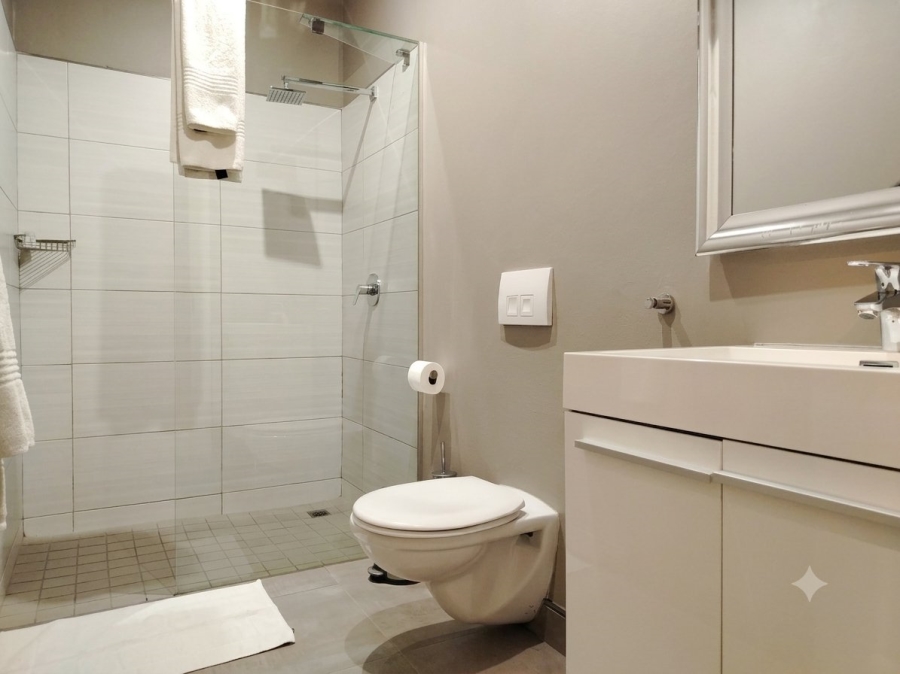 To Let 2 Bedroom Property for Rent in Sandown Gauteng