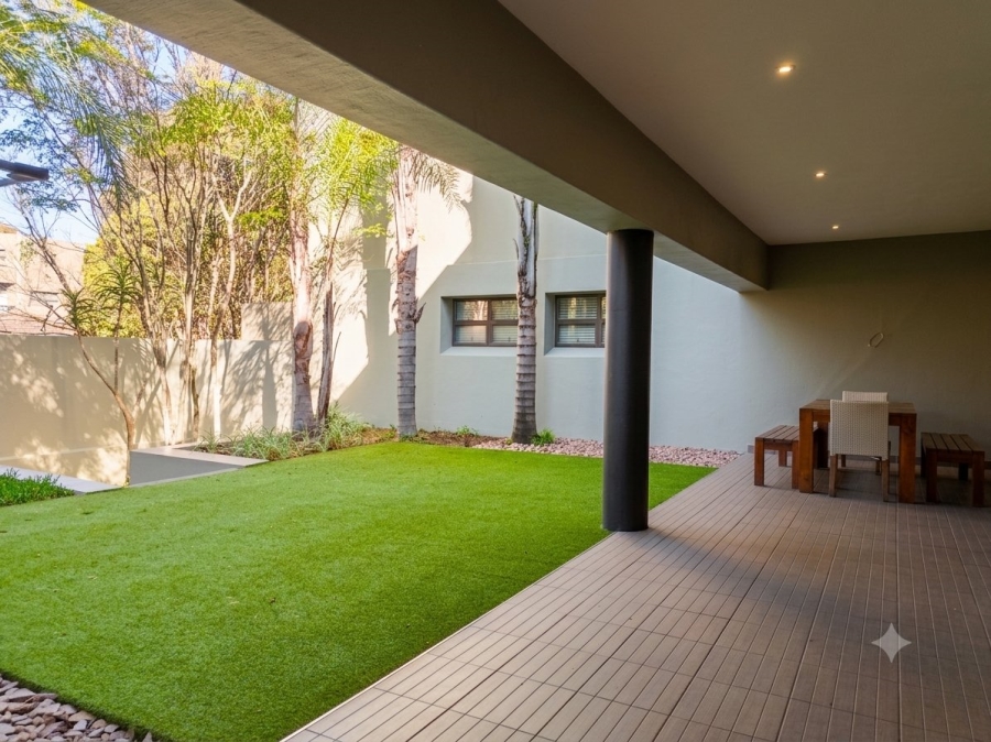 To Let 2 Bedroom Property for Rent in Sandown Gauteng