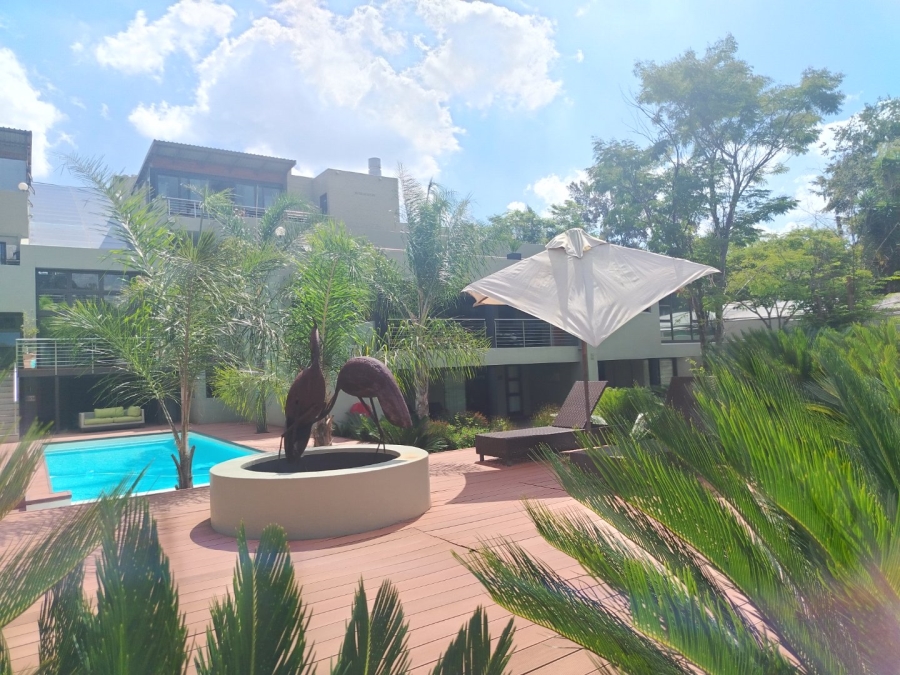 To Let 2 Bedroom Property for Rent in Sandown Gauteng