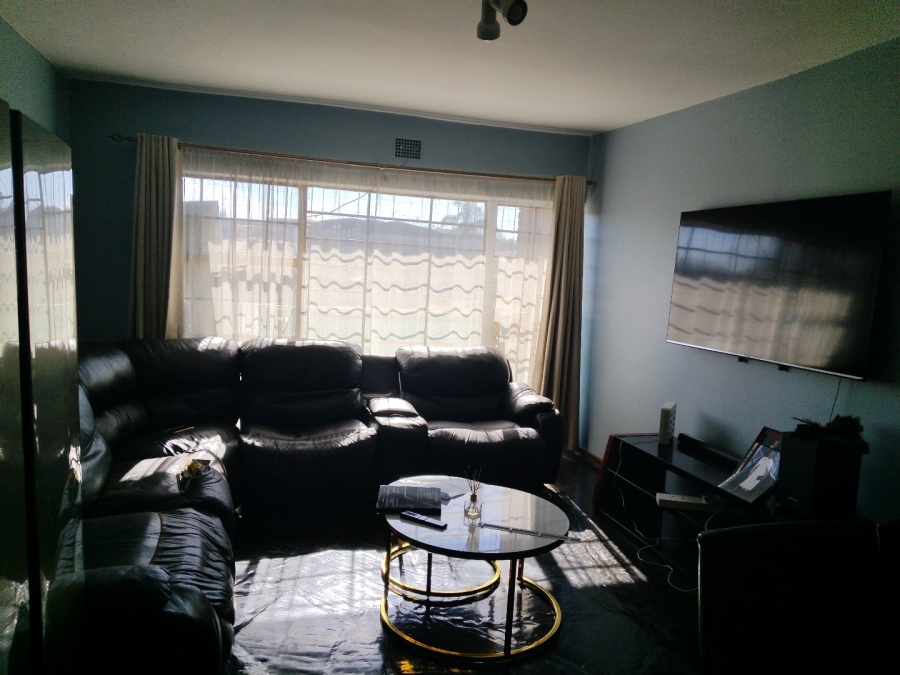 2 Bedroom Property for Sale in Germiston South Gauteng