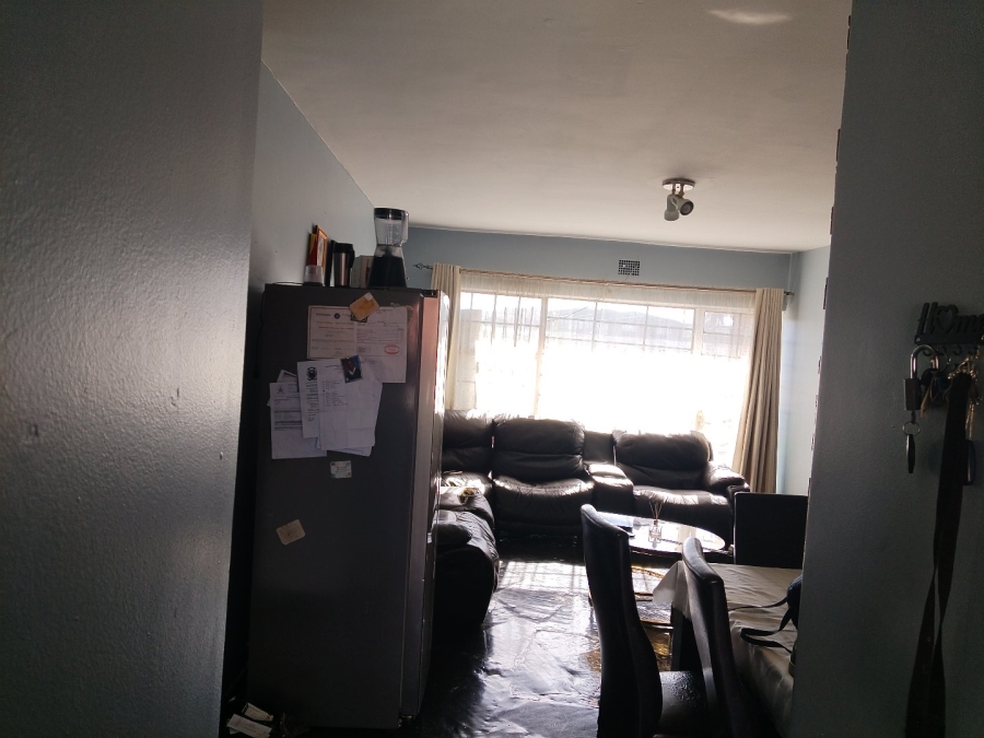 2 Bedroom Property for Sale in Germiston South Gauteng