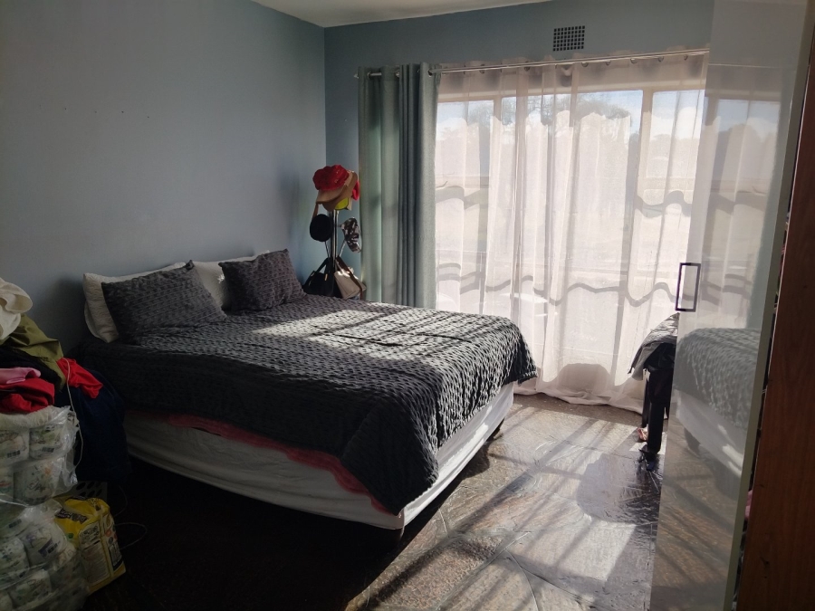 2 Bedroom Property for Sale in Germiston South Gauteng