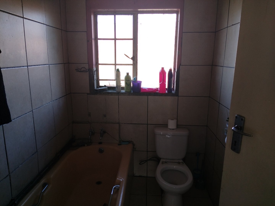 2 Bedroom Property for Sale in Germiston South Gauteng