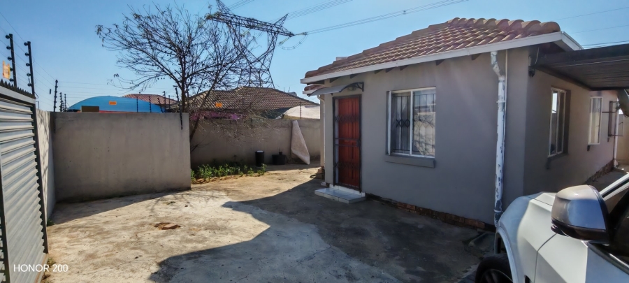 3 Bedroom Property for Sale in Blue Hills Gauteng