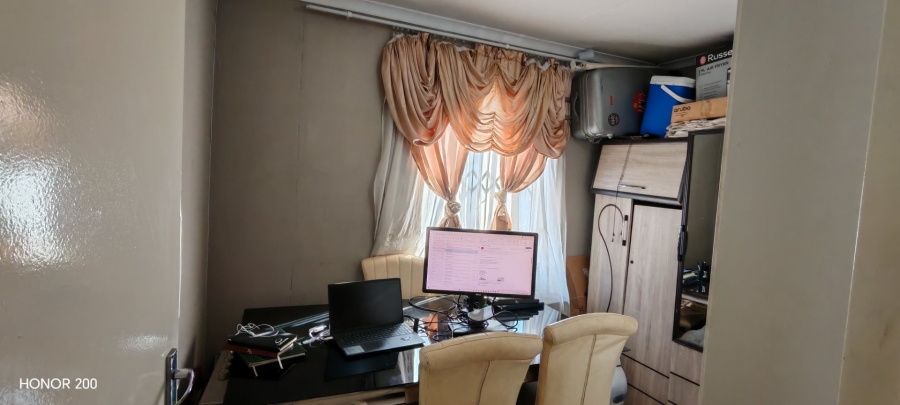 3 Bedroom Property for Sale in Blue Hills Gauteng